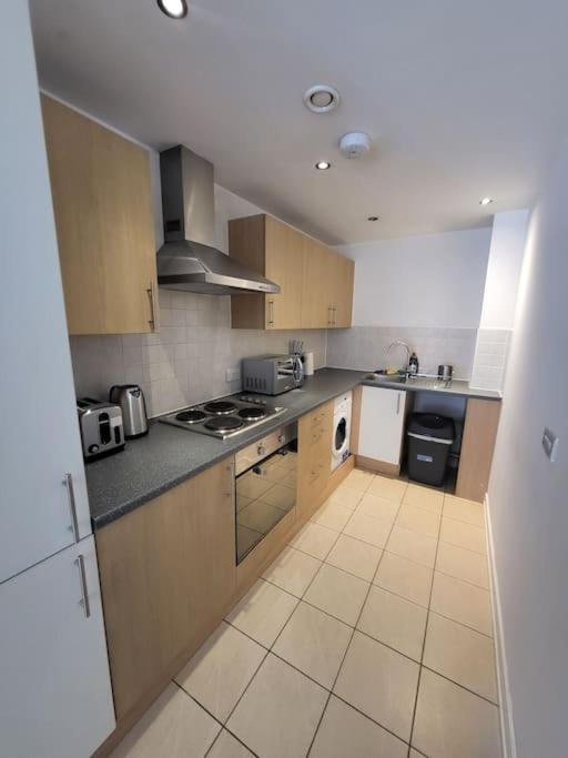 Awesome 1 Bedroom Apartment Manchester Ngoại thất bức ảnh