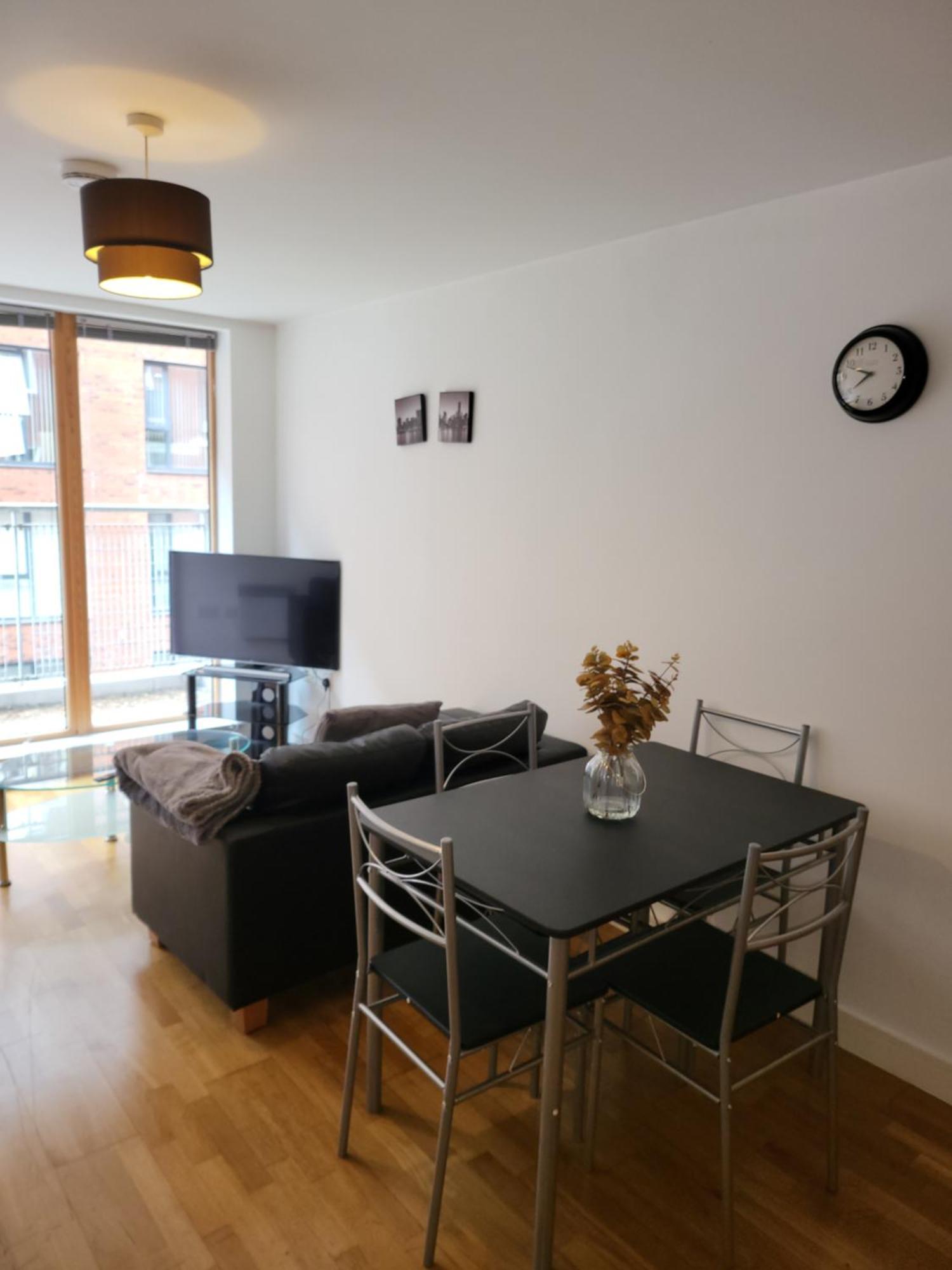 Awesome 1 Bedroom Apartment Manchester Ngoại thất bức ảnh